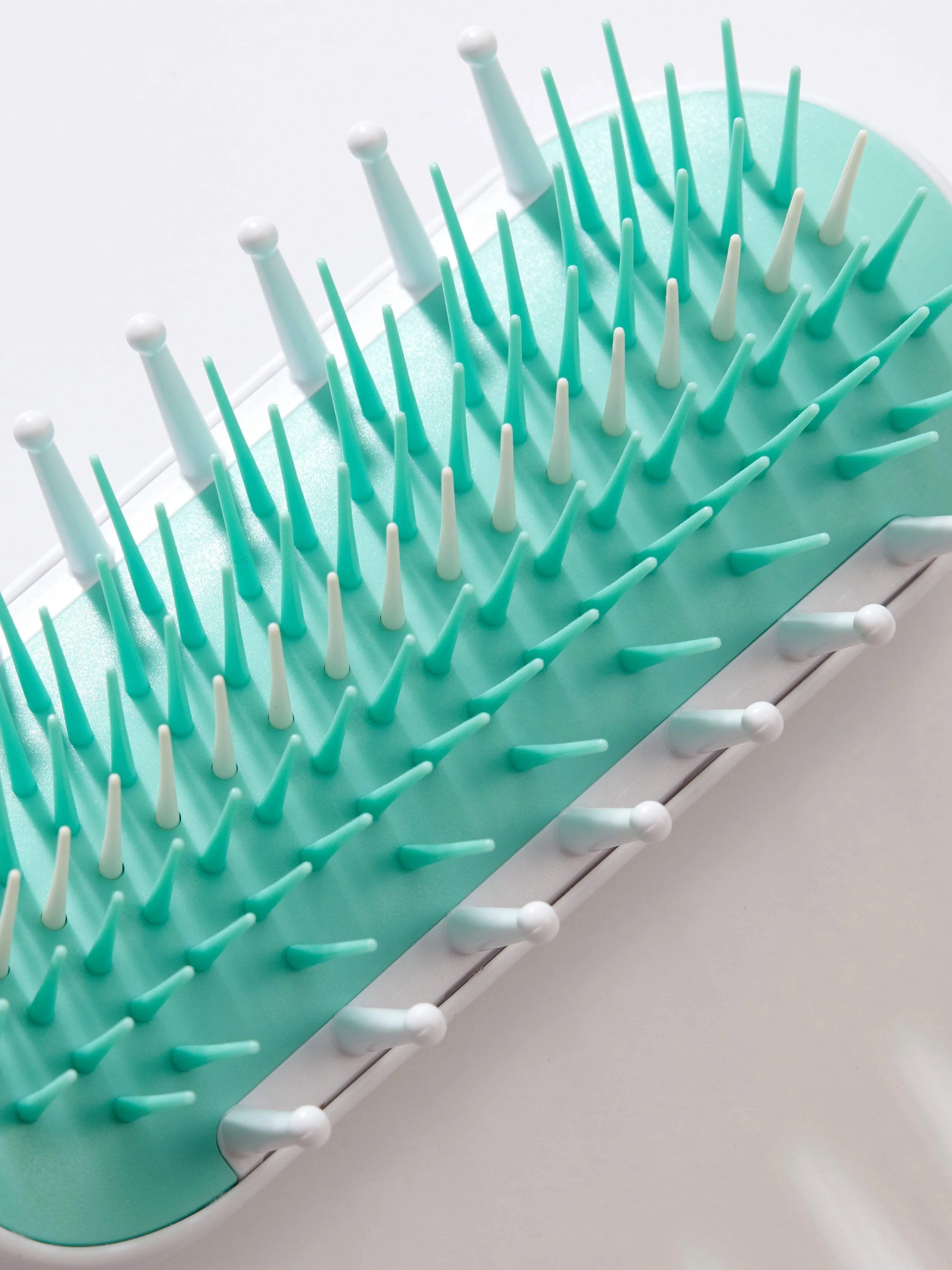 Hair Detangler Brush - Image 9